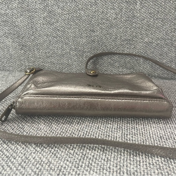 The Sak Metallic Silver Crossbody Wallet - Picture 6 of 16
